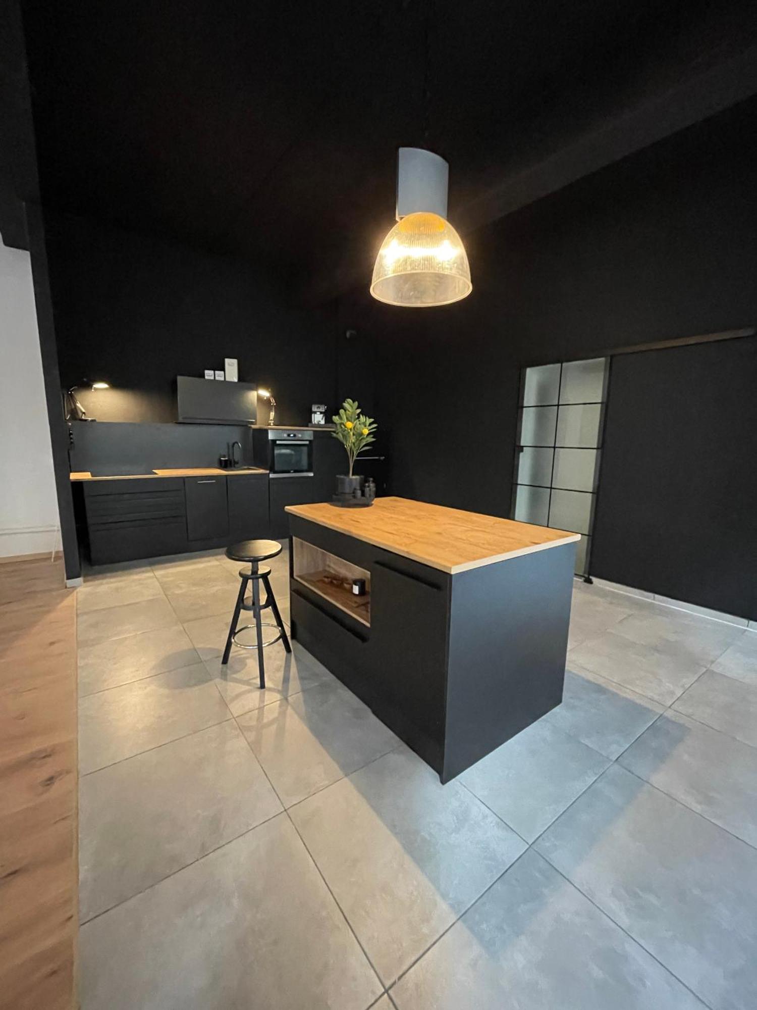 Design Loft - 200Qm2 - Heimkino - Bestlage - Parkplatz Wiesbaden Dış mekan fotoğraf